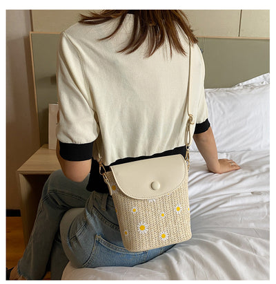 Bolso de Hombro Tejido en Rafia con Detalles Plisados - Image 16