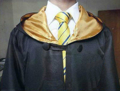 Bata de Disfraz con Corbata para Niños y Adultos - Image 8