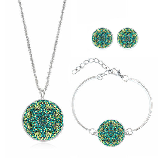 Collar Mandala Floral con Piedras Preciosas - Image 6