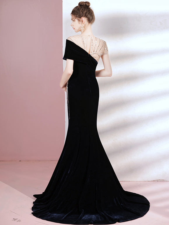 Vestido de Noche Elegante con Cola Sirena
