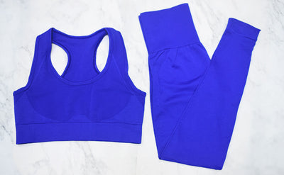 Conjunto de Yoga sin Costuras con Levantamiento de Glúteos - Image 50