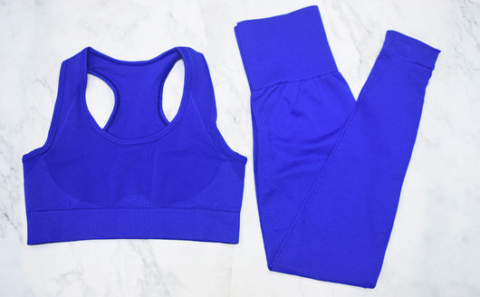 Conjunto de Yoga sin Costuras con Levantamiento de Glúteos - Image 50