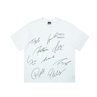 Camiseta Casual Personalizada con Firma y Letras Estampadas - Image 3