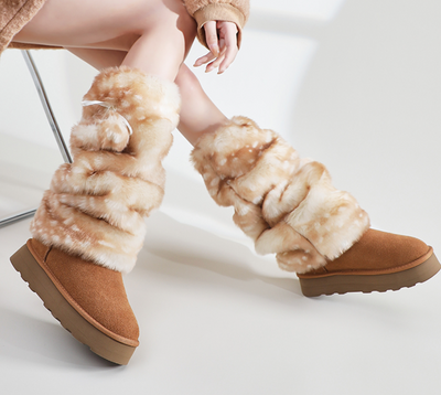 Calcetines Fuzzy con Pompones para Mujer - Estilo Subcultura - Image 3