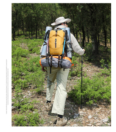 Mochila de Trekking AZELA Electron 40L - Blanco y Azul Marino para Senderismo y Viajes - Image 37