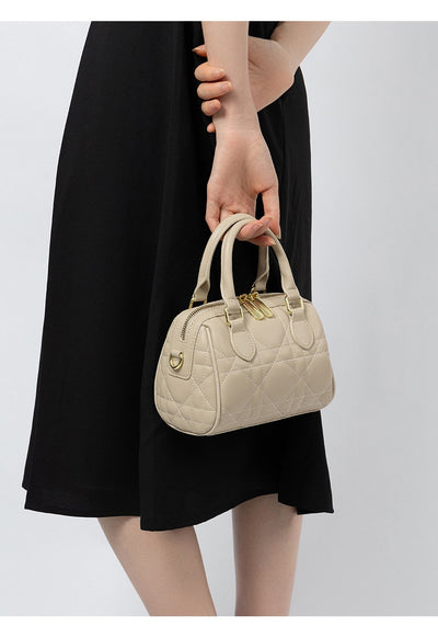 Bolso Mensajero Boston de Cuero Genuino con Diseño Rombo - Image 13