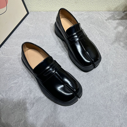 Zapatos de Cuero para Mujer con Diseño de Dedo Dividido - Image 6