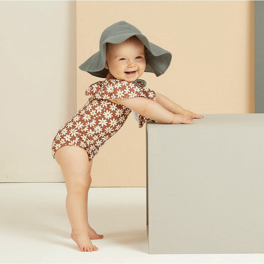Traje de Baño Infantil con Volantes y Tirantes Ajustables