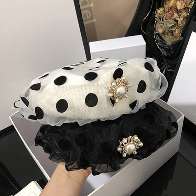 Boina Retro Blanca Hepburn Storm - Broche Versátil - Image 4