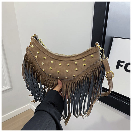 Bolsa Mensajera Retro Casual con Flecos y Remaches de Gran Capacidad - Image 28
