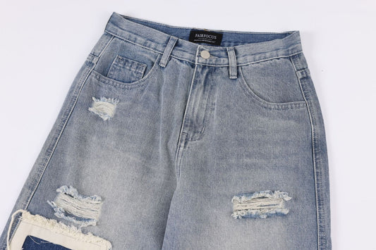 Jeans Rectos de Corte Americano con Detalles Desgastados - Image 2