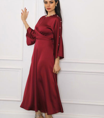 Vestido de Seda Satinada con Mangas Loto Inspiración Oriente Medio