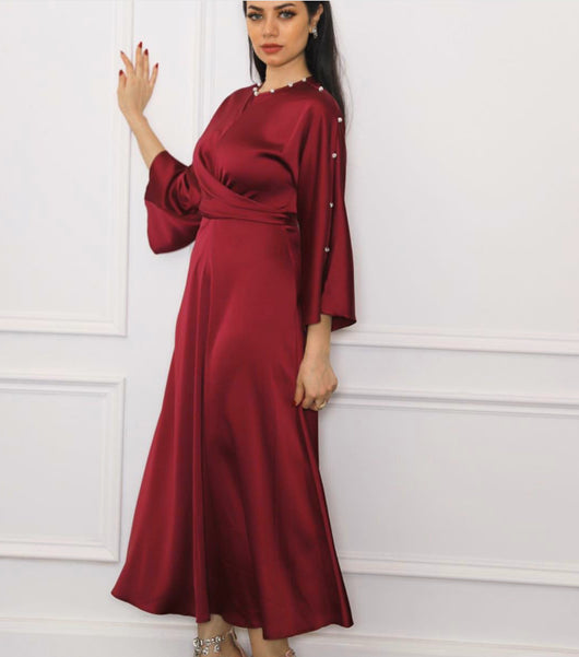 Vestido de Seda Satinada con Mangas Loto Inspiración Oriente Medio