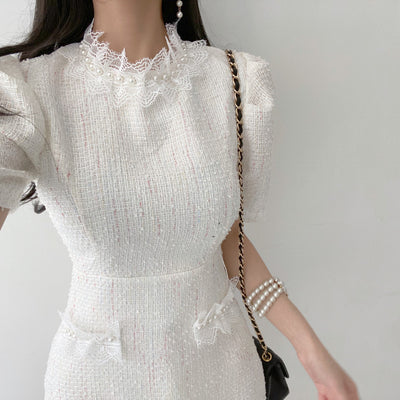 Vestido con Mangas Abullonadas, Encaje Perlado y Detalles de Madera - Image 5