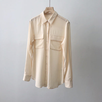 Blusa de Seda con Cuello Cuadrado y Bolsillos - Image 5