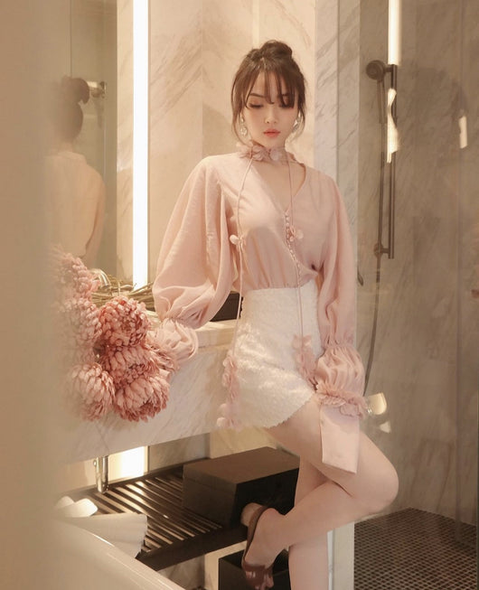 Conjunto de Shorts y Blusa con Flores 3D para Mujer - Image 9