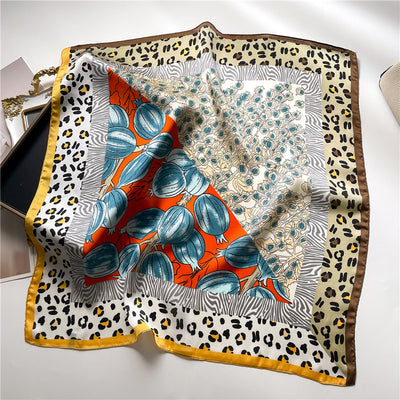 Pañuelo de Seda Artificial Estampado Leopardo con Bloques de Color Granate y Flores para Mujer