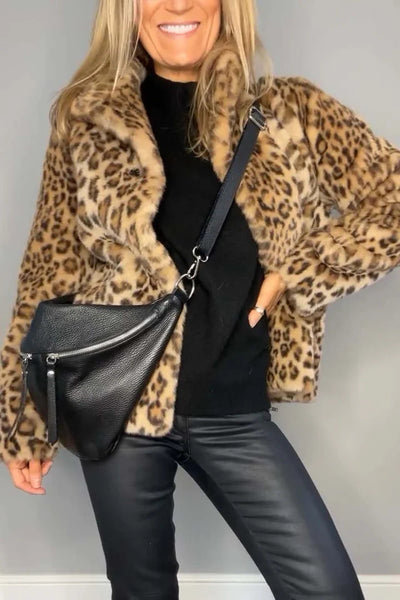 Abrigo Femenino Estampado Leopardo con Solapa y Cuero Sintético - Image 12