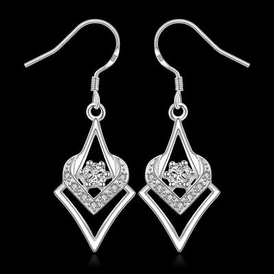 Aretes Geométricos de Plata con Zirconia Cúbica en Forma de Corazón y Estrella - Image 8