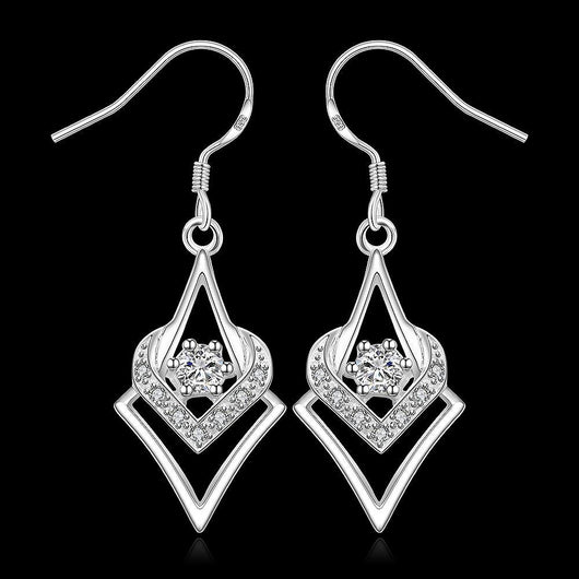 Aretes Geométricos de Plata con Zirconia Cúbica en Forma de Corazón y Estrella - Image 8