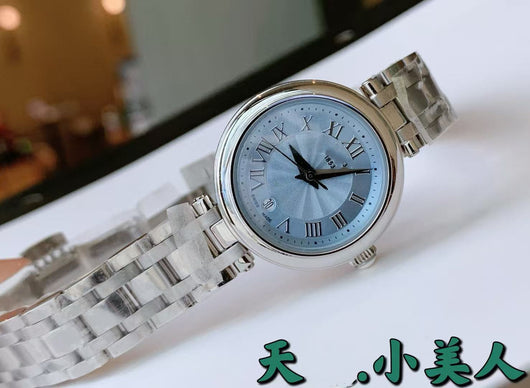Reloj de Cuarzo con Correa de Acero y Esfera Romana Pequeña en Cuero - Image 16