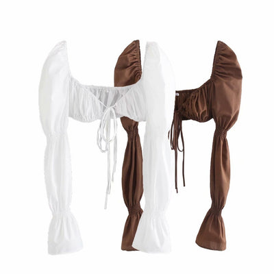 Top Corto Elegante con Mangas Trompeta y Detalle de Encaje - Image 8