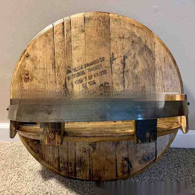 Mesa de Exhibición y Almacenamiento para Whiskey y Vino en Madera - Image 4