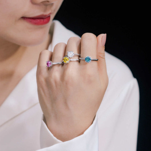 Anillo de Moissanita para Mujer en Cuatro Colores - Image 6