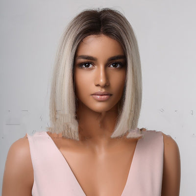 Peluca Corta Degradada Blanca - Cabello Liso a la Altura del Hombro