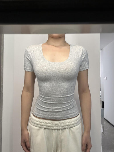 Top Deportivo Ajustado con Cuello Alto y Cintura Marcada - Image 19