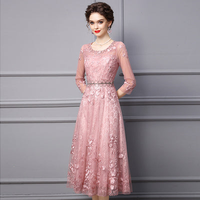 Vestido Largo Elegante con Detalles de Diamantes para Ocasiones Especiales - Image 23