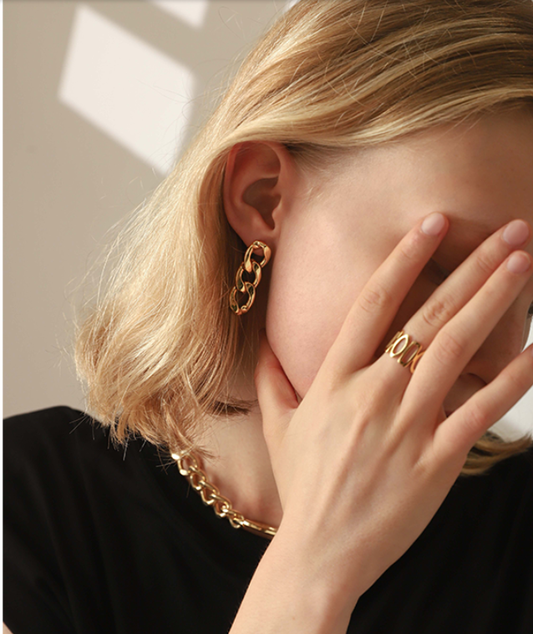 Aretes de Cadena Metálica Circulares Minimalistas para Mujer
