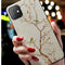 Funda Móvil Estilo Chino con Relieve Mate y Tacto Suave