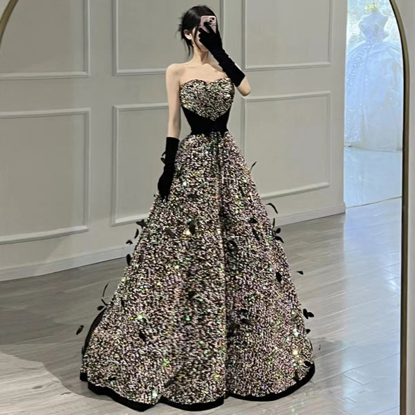 Vestido Ajustado de Lentejuelas con Elegancia Sofisticada - Image 5