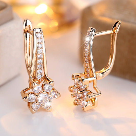 Aretes de Circón Floral con Diamantes Completos - Diseño Europeo de Alta Gama - Image 2