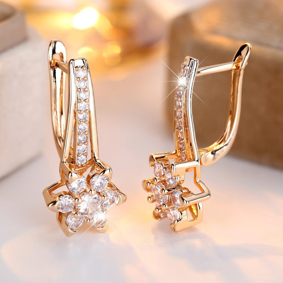 Aretes de Circón Floral con Diamantes Completos - Diseño Europeo de Alta Gama