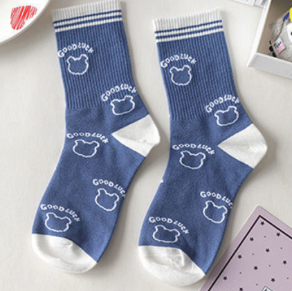 Calcetines Medianos Estilo Coreano con Osito Adorable - Image 7