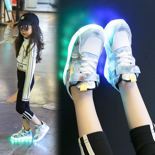 Zapatillas Deportivas Infantiles Ligeras con Suela Flexible y Luces LED