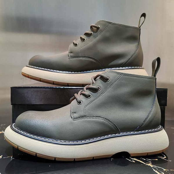 Botas de Cuero Nobuk con Punta Redonda - Calzado Premium de Altura