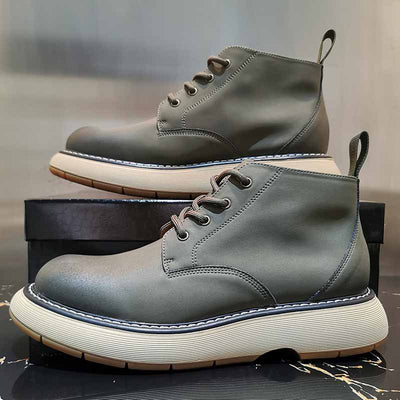 Botas de Cuero Nobuk con Punta Redonda - Calzado Premium de Altura