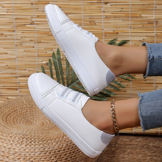 Zapatos Blancos Casuales Slip-On Cómodos y Versátiles - Image 11