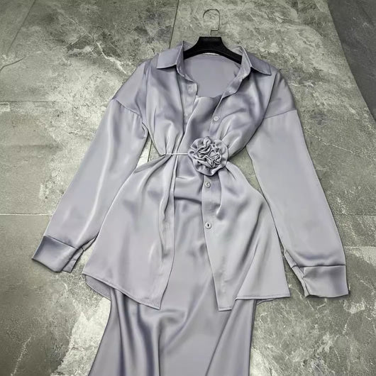 Conjunto de Falda con Tirantes de Encaje y Blusa Satinada - Image 3