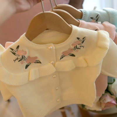 Cardigan de Cuello Redondo con Bordado Delicado - Image 11