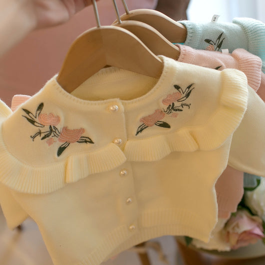 Cardigan de Cuello Redondo con Bordado Delicado - Image 11