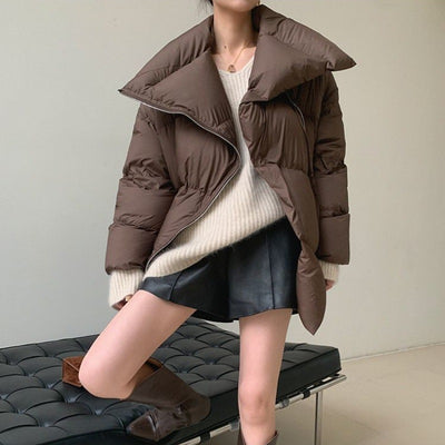 Abrigo de Invierno para Mujer con Solapa en Marrón - Image 3