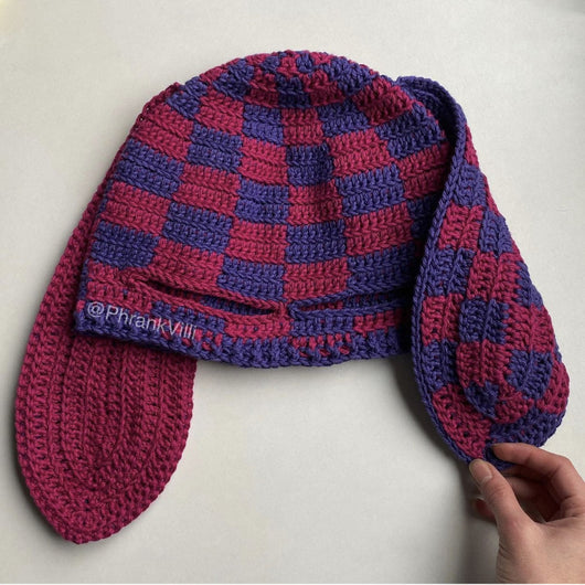 Gorro de Punto Artesanal con Orejas de Conejo, Diseño Divertido con Máscara de Un Ojo y Cuernos - Image 14