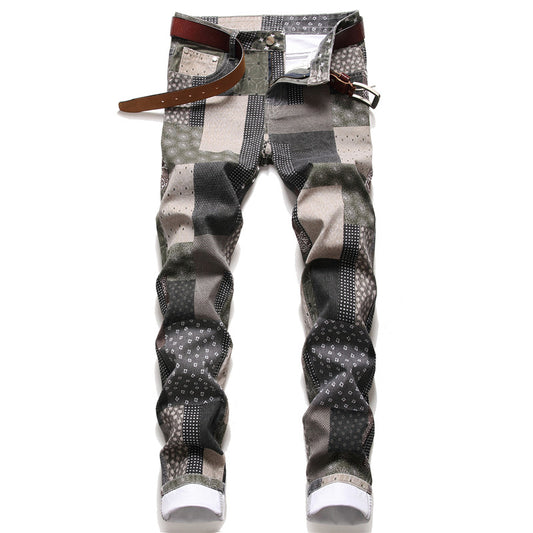 Jeans Straight Leg Estilo Urbano con Parches Estampados y Costuras Decorativas