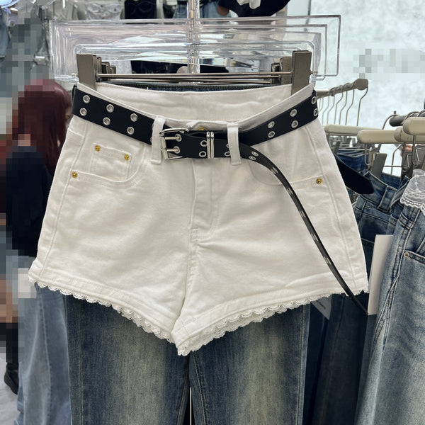 Shorts de Mezclilla Chic con Ribete de Encaje - Image 3