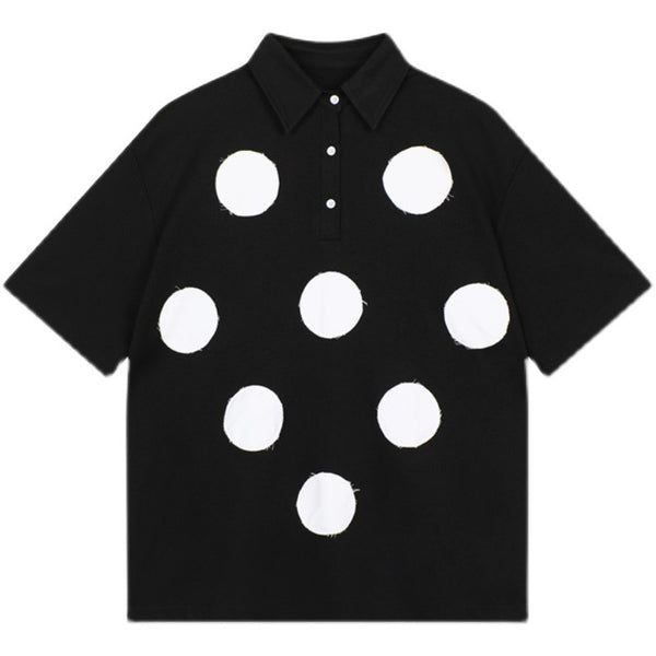 Playera Tipo Polo con Parches de Orilla Deshilachada y Costuras de Contraste