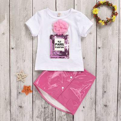 Conjunto Infantil con Top Bordado de Lentejuelas y Falda de Cuero Elástico - Image 3